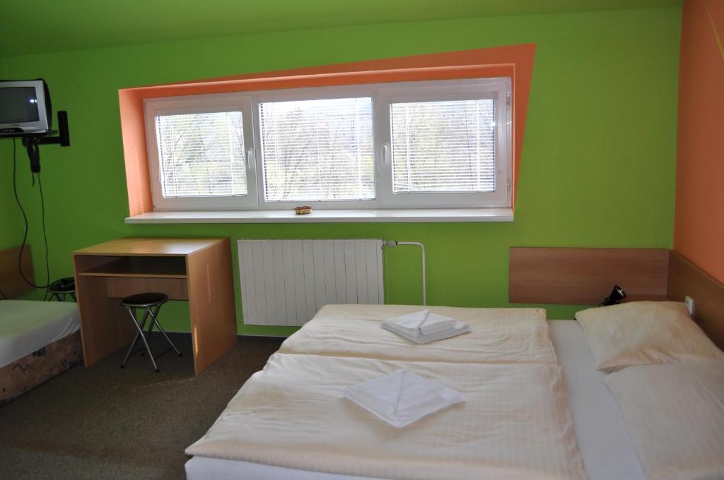 Sport Hotel Ostrov Trenčín Szoba fotó