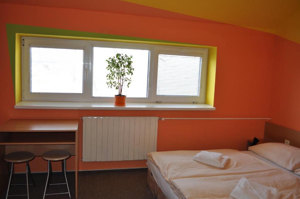 Sport Hotel Ostrov Trenčín Szoba fotó